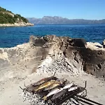 Velika Prapratna-mala Vala,veliki Uzitak