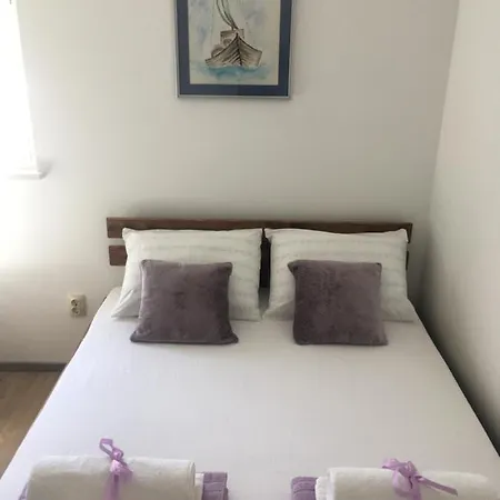 Velika Prapratna-mala Vala,veliki Uzitak