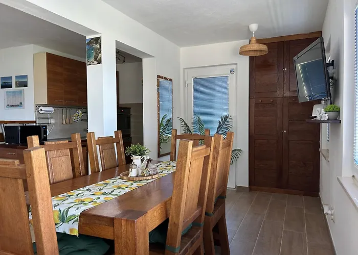 아파트 Velika Prapratna-mala Vala,veliki Uzitak Oskorusno